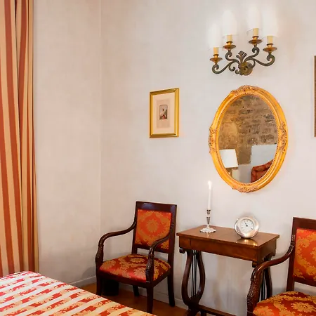 Готель Relais Dell'orologio Піза