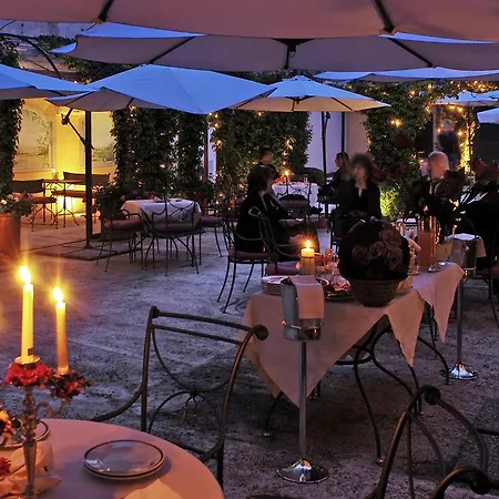 Готель Relais Dell'orologio Піза