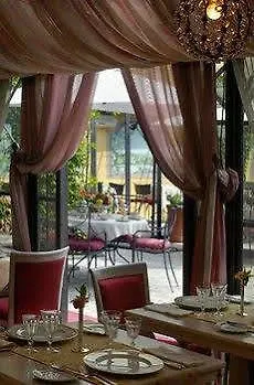 Готель Relais Dell'orologio 4*