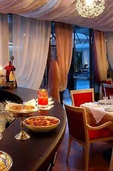 Готель Relais Dell'orologio 4*